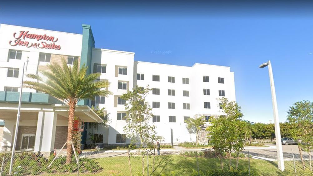 Hampton Inn & Suites Miami, Kendall, Executive Airport Country Walk Екстериор снимка