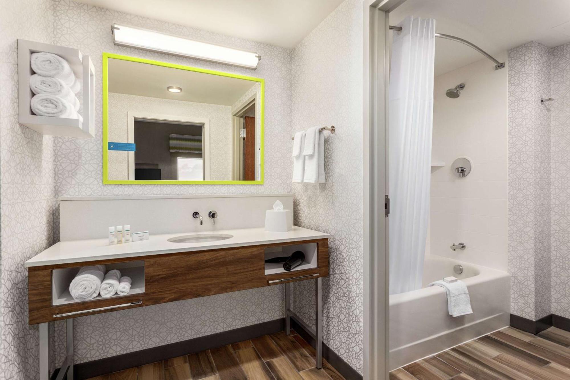 Hampton Inn & Suites Miami, Kendall, Executive Airport Country Walk Екстериор снимка