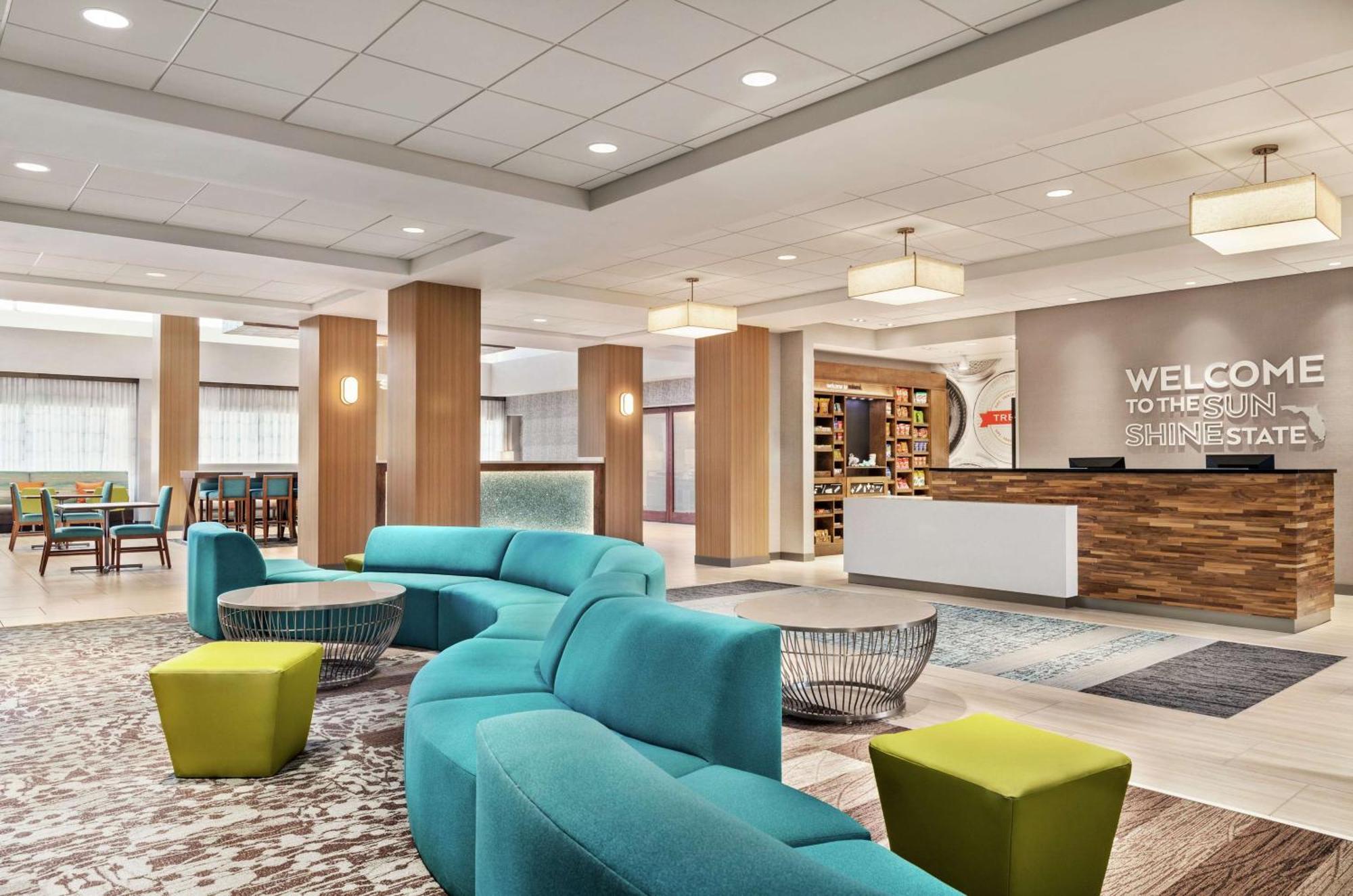 Hampton Inn & Suites Miami, Kendall, Executive Airport Country Walk Екстериор снимка